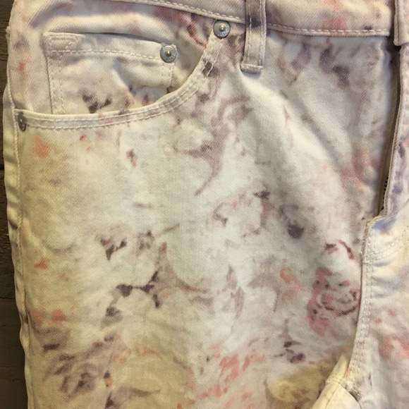 Reitmans floral denim pants - Picture 3 of 4